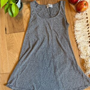 LACAUSA Gray Sleeveless Relaxed Tank Top